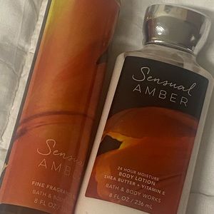 Set of 2 bath and body works